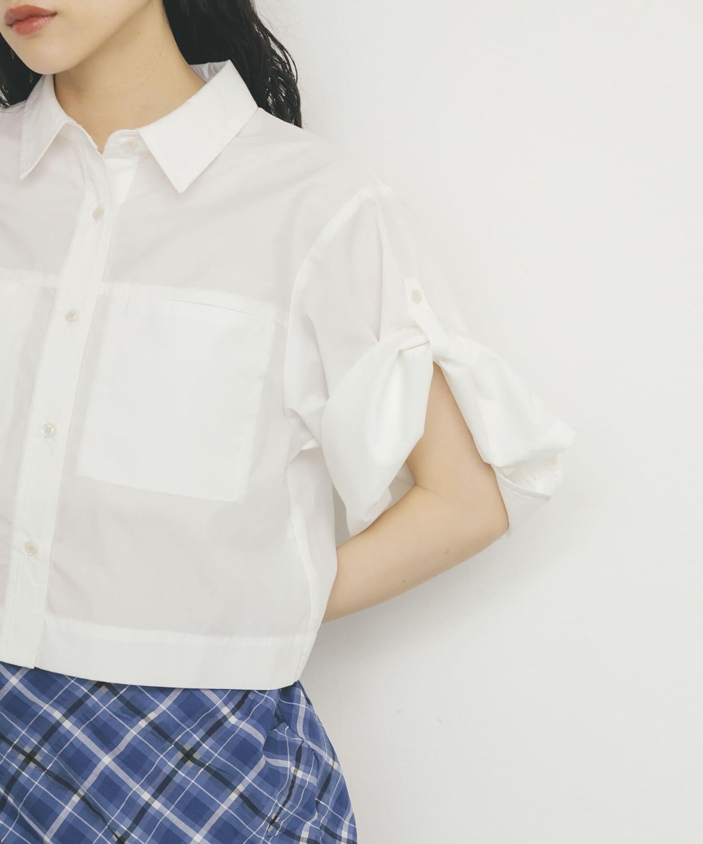 短款五分袖襯衫