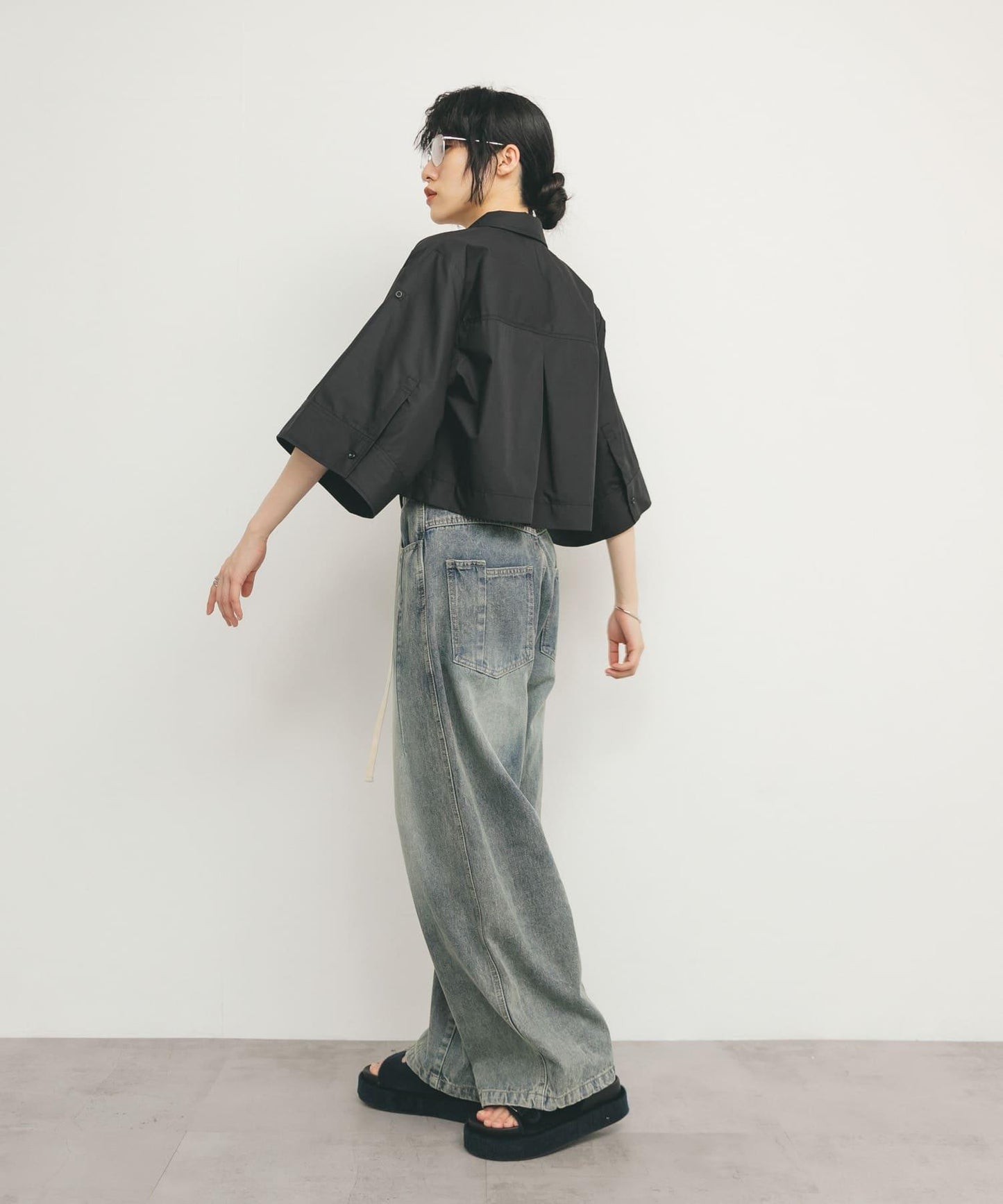 短款五分袖襯衫