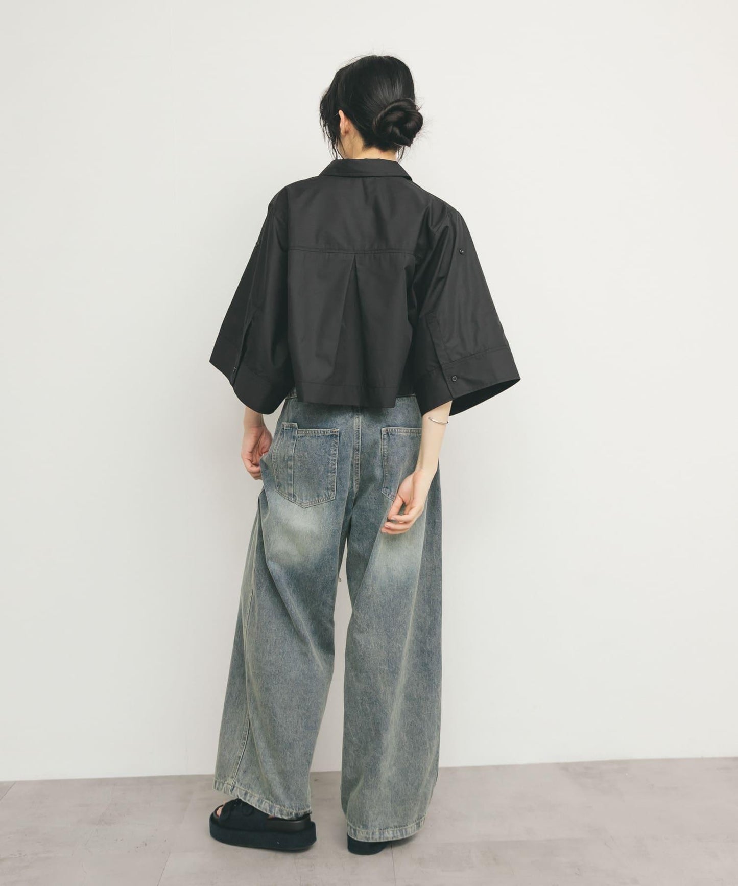 短款五分袖襯衫