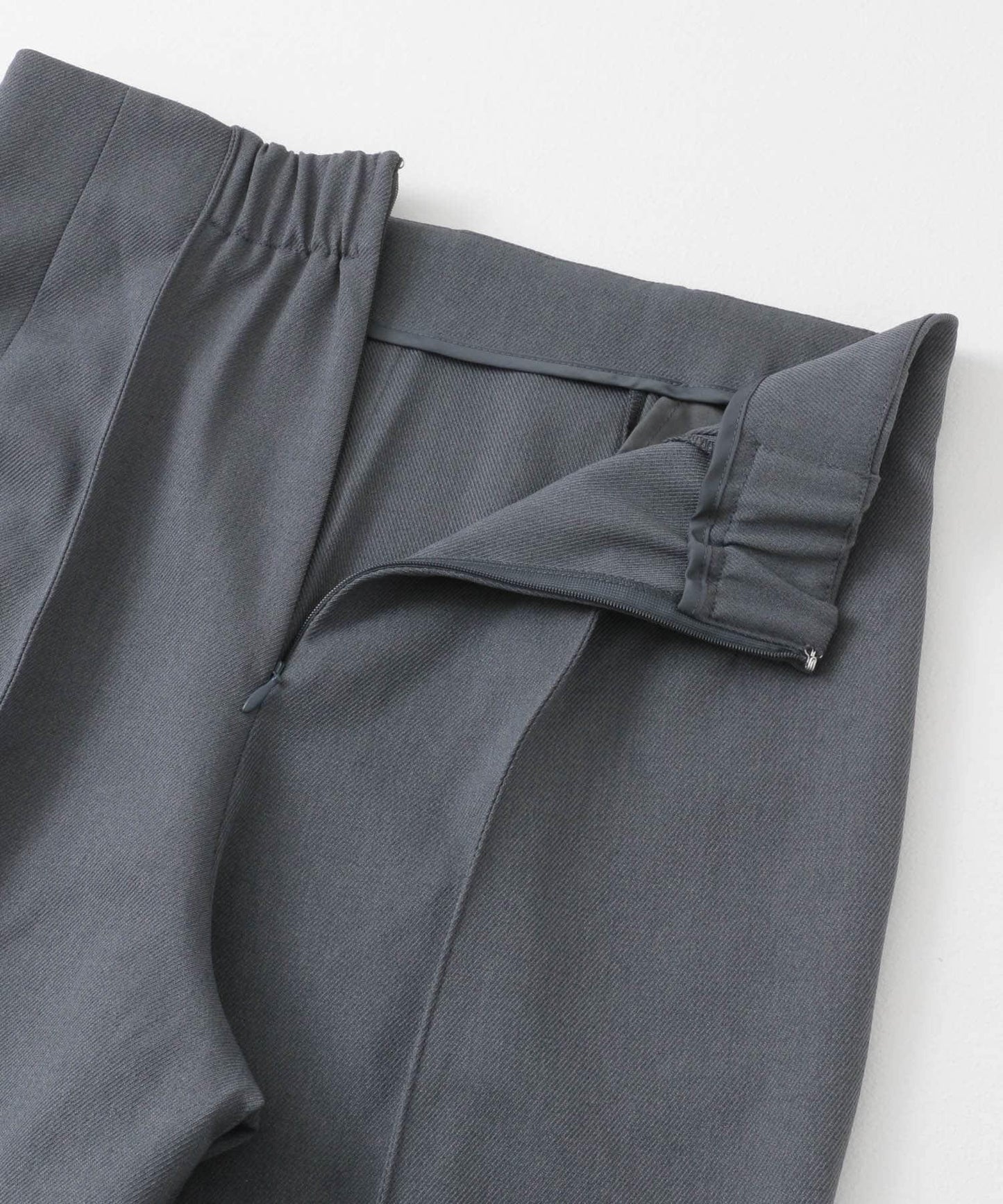 2尺碼可選褶飾直筒褲