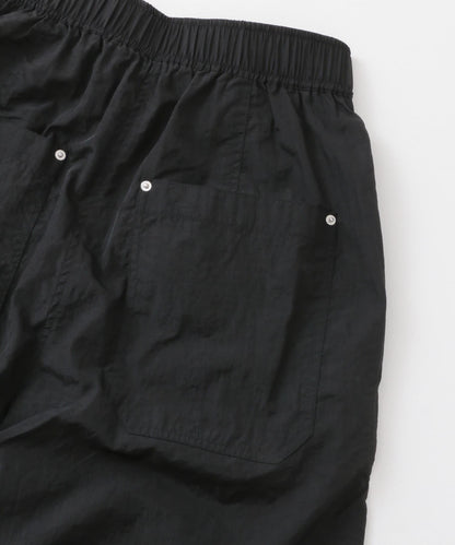 抽繩下襬尼龍長褲