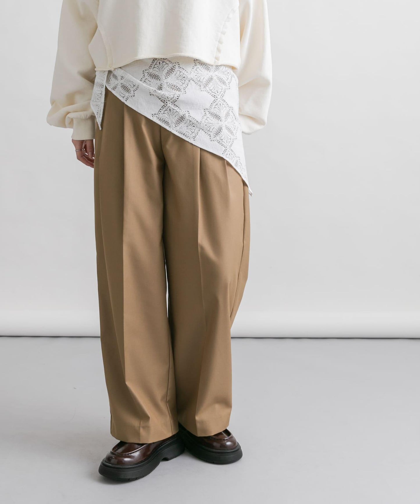 蕾絲圍巾套裝長褲