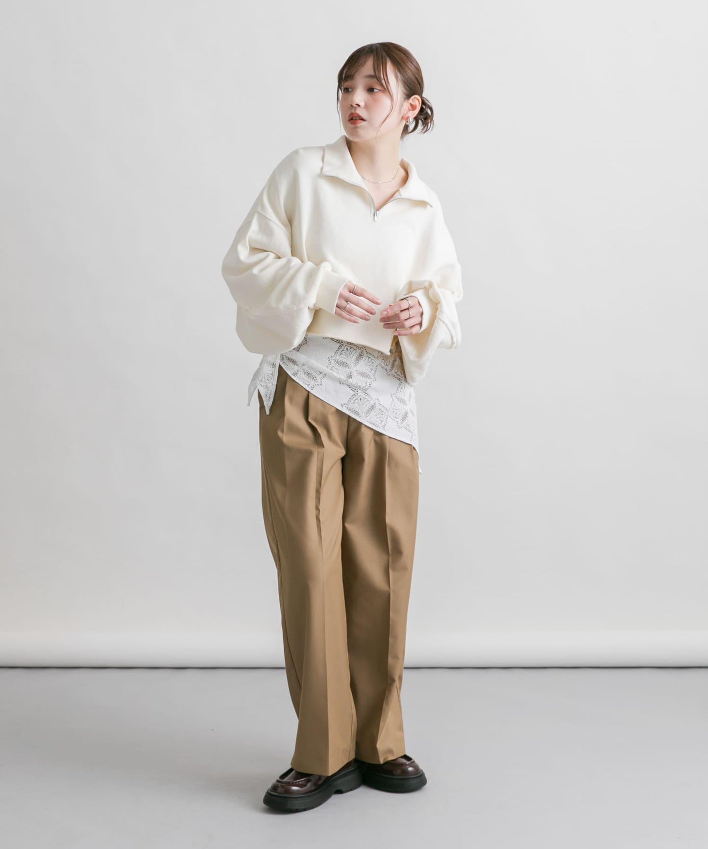 蕾絲圍巾套裝長褲