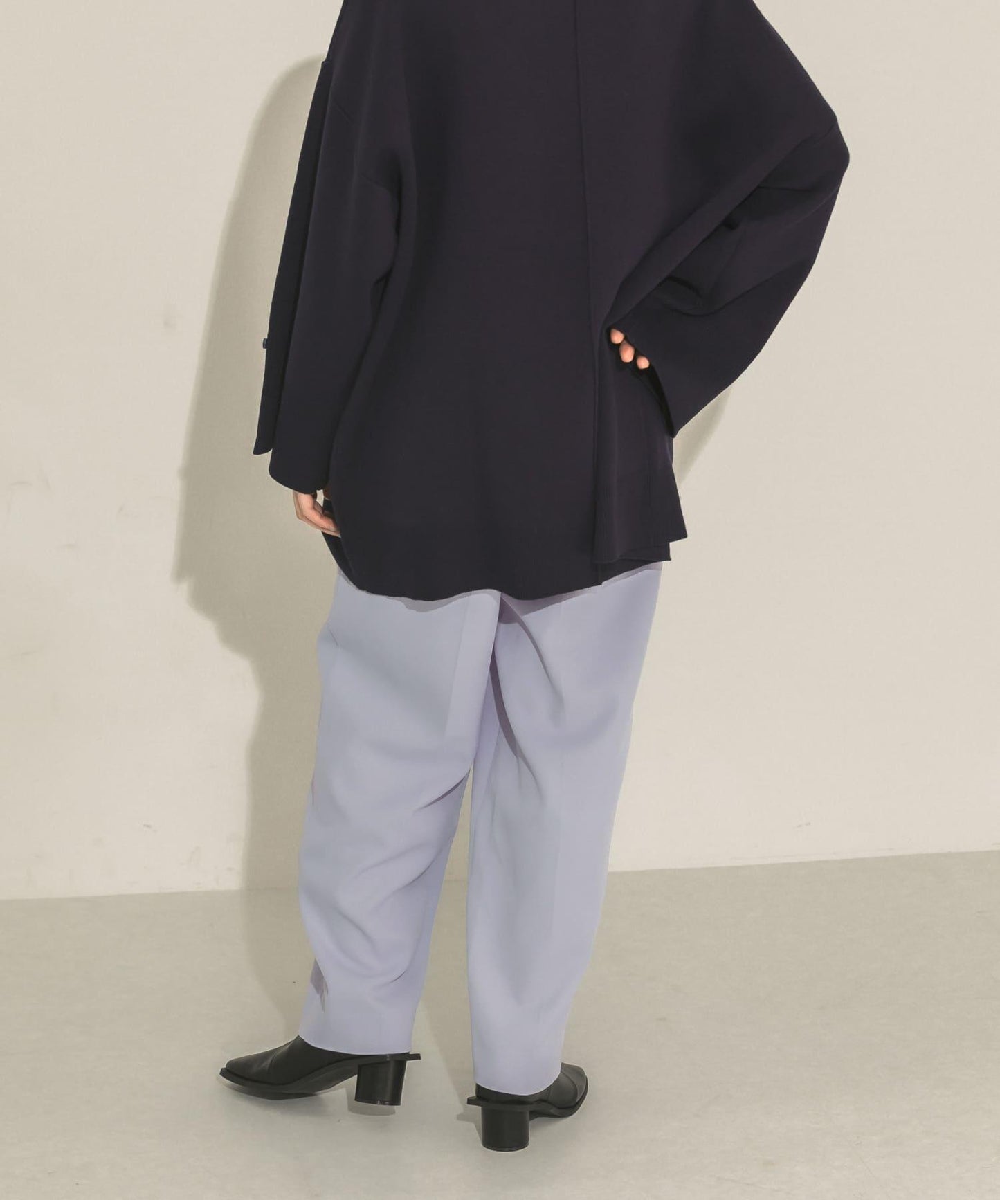 中線寬鬆西裝褲