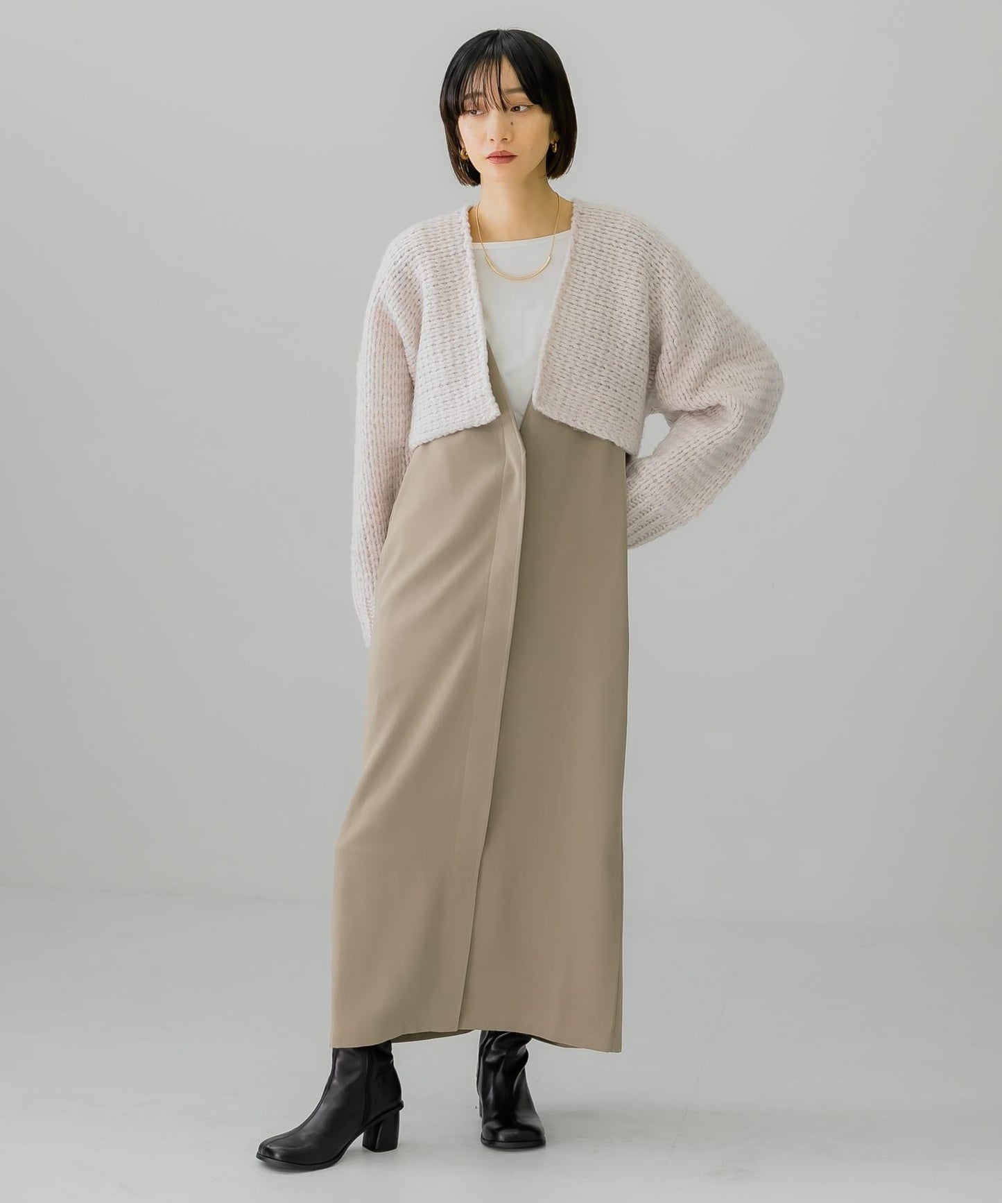 粗針短款針織開衫