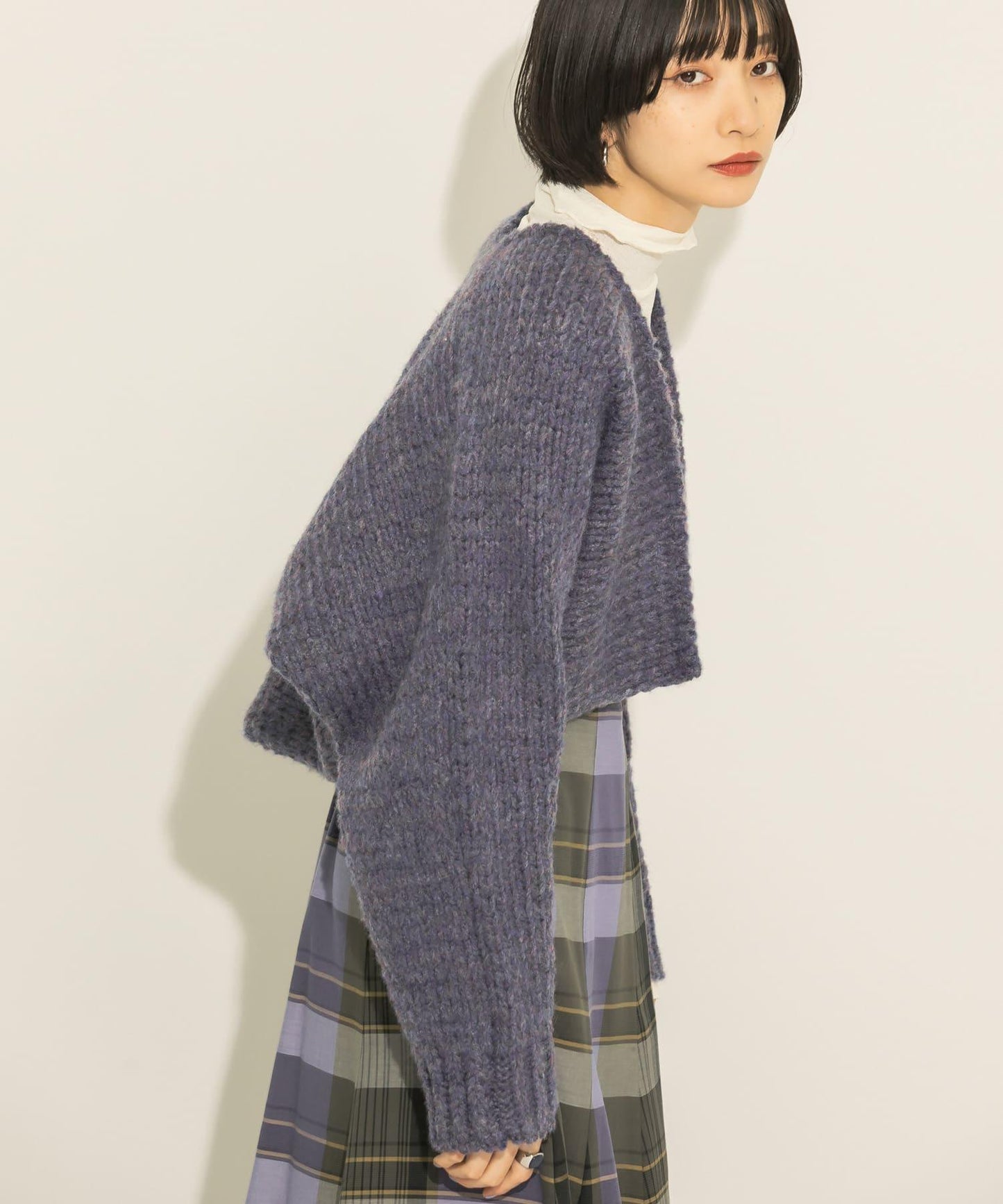 粗針短款針織開衫