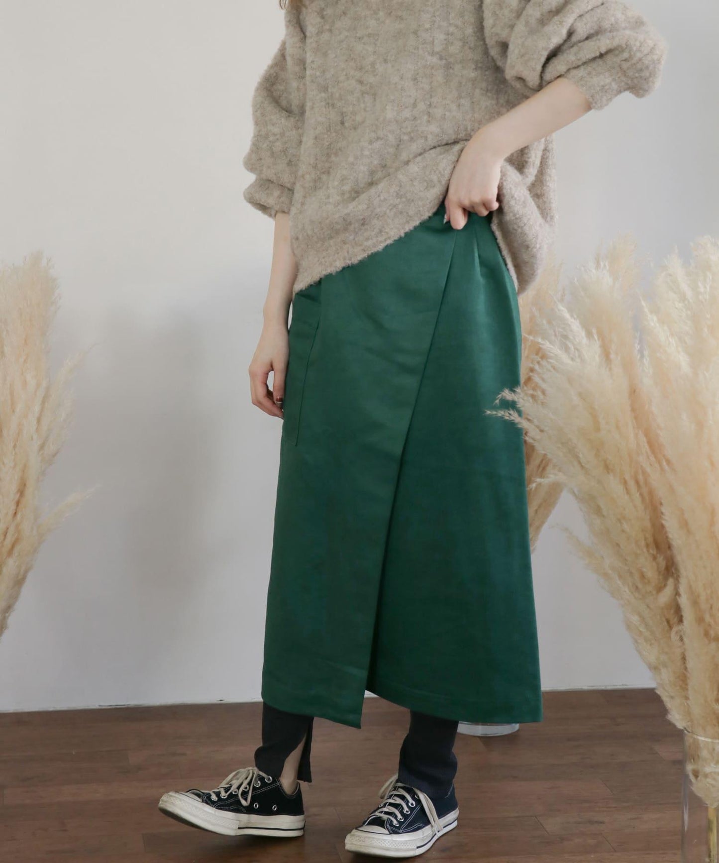 彩色麂皮包裹半身裙