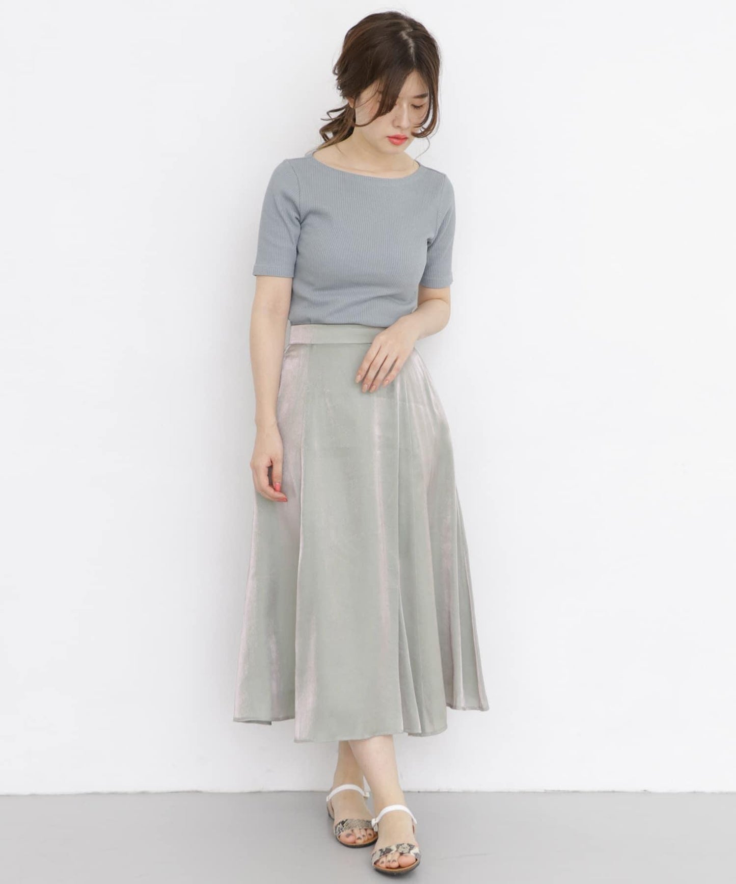 金屬光澤喇叭裙