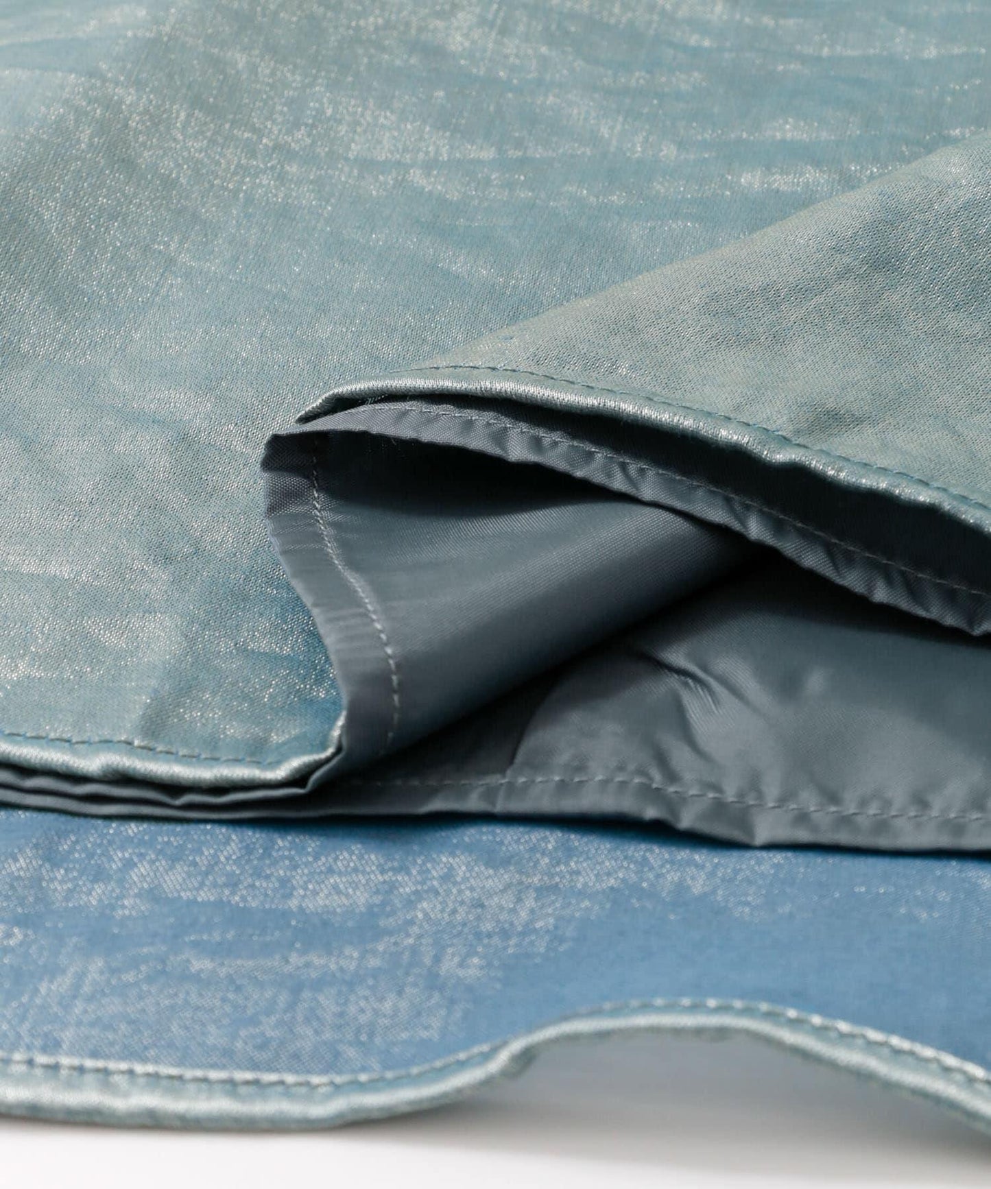 金屬光澤喇叭裙