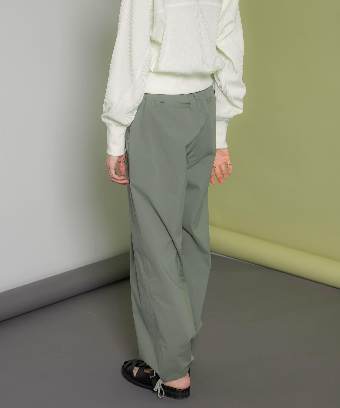 抽繩下襬工裝褲