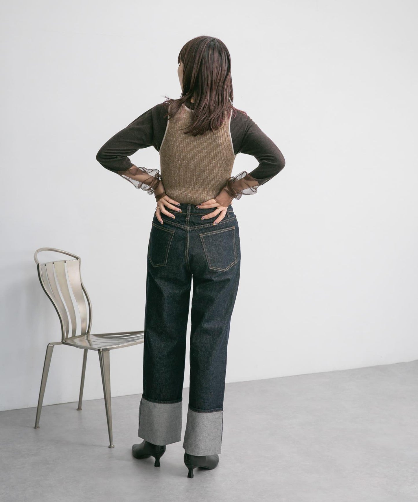 翻邊直筒牛仔褲