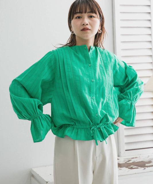 後繫帶泡泡袖襯衫