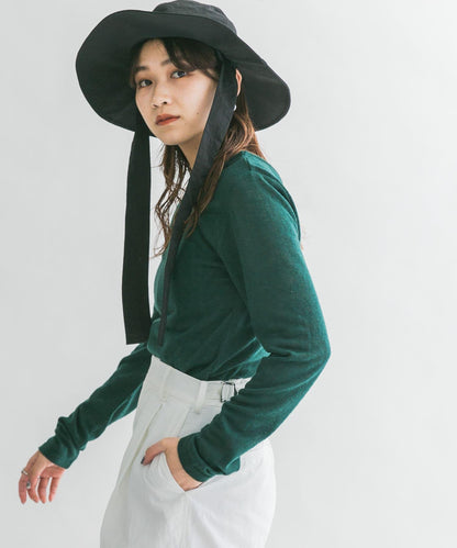 後背開口針織衫