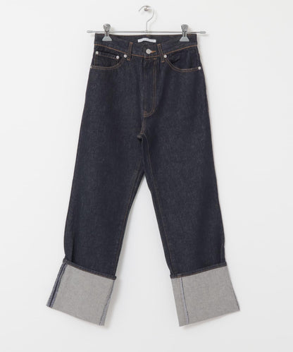 翻邊直筒牛仔褲