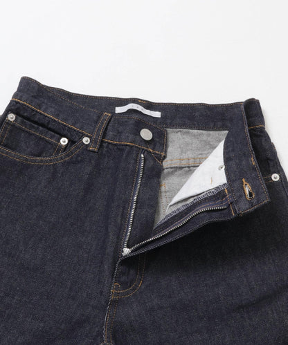 翻邊直筒牛仔褲