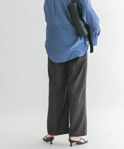 鬆緊腰設計休閒褲