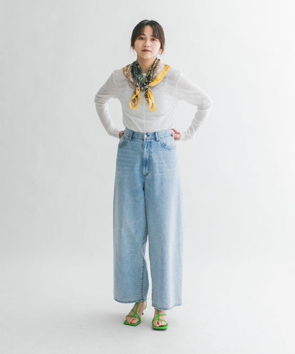 後背開口針織衫