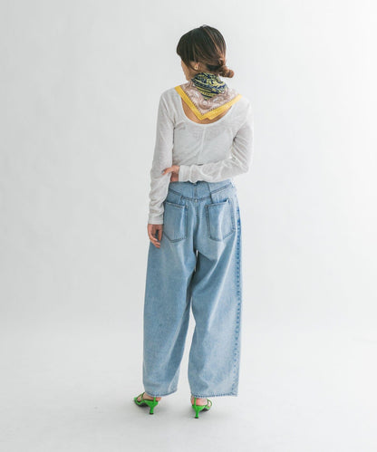 後背開口針織衫