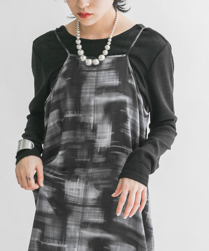 後背開口針織衫