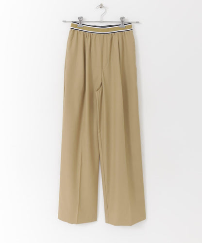 鬆緊腰設計休閒褲