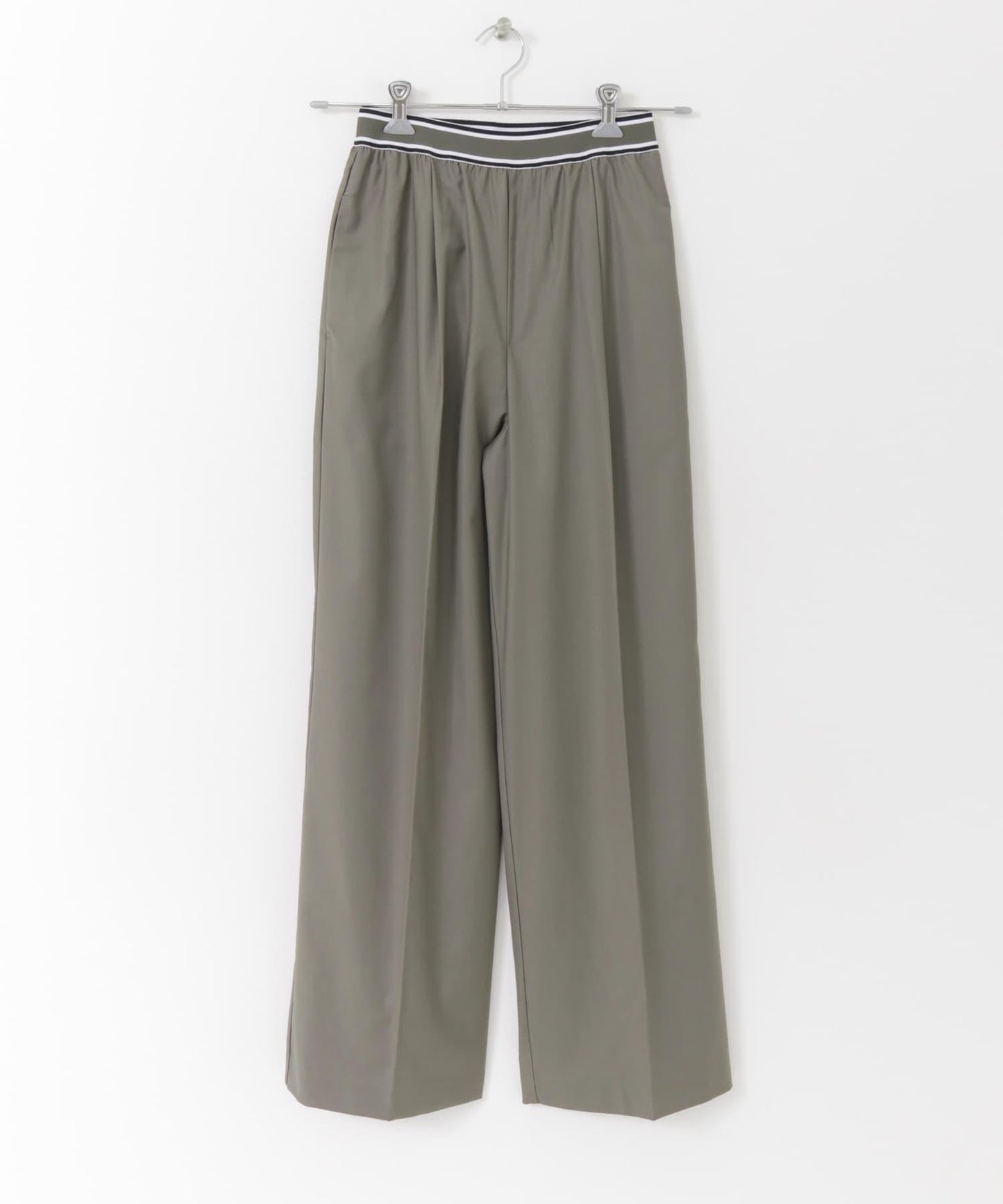 鬆緊腰設計休閒褲