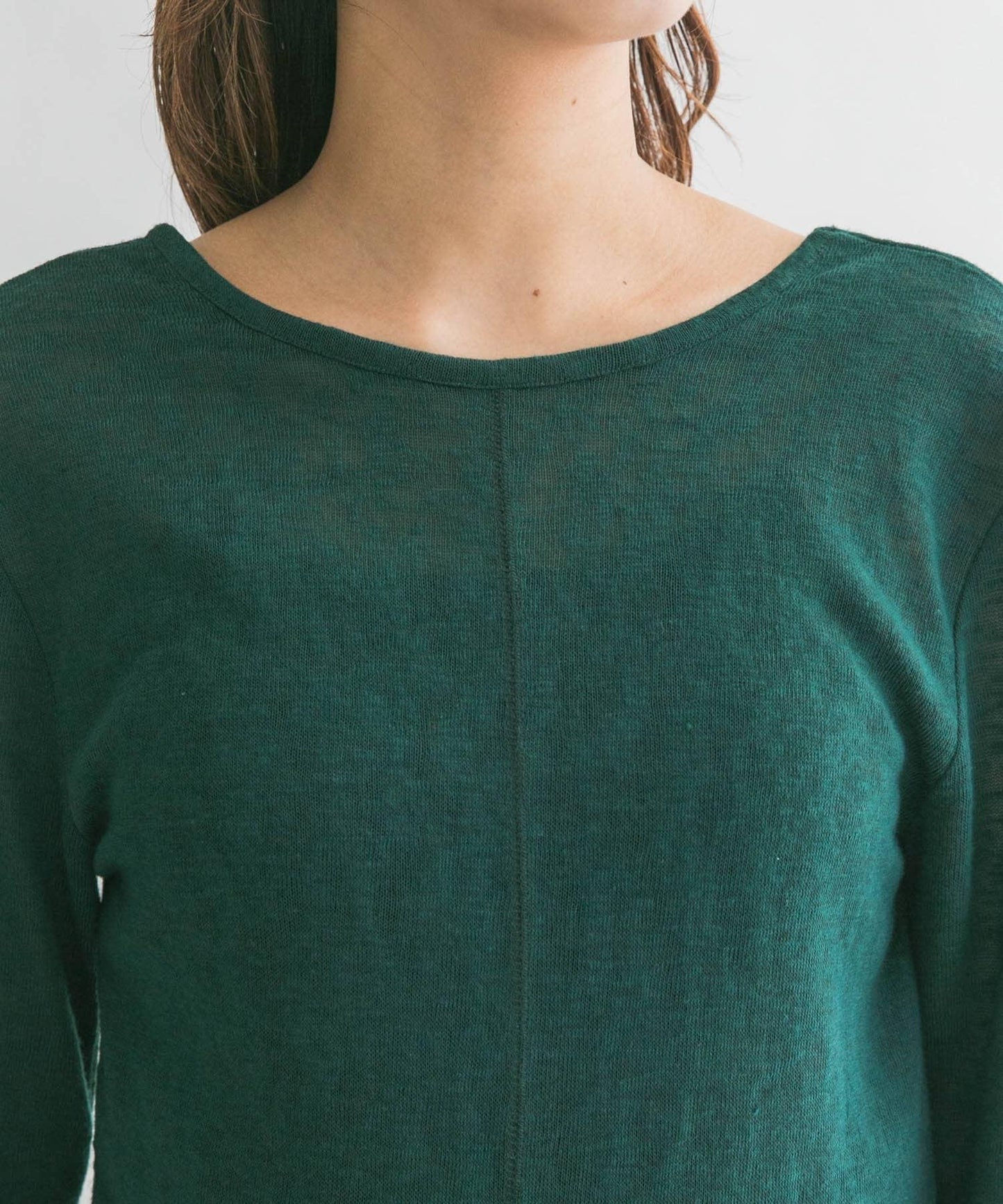 後背開口針織衫