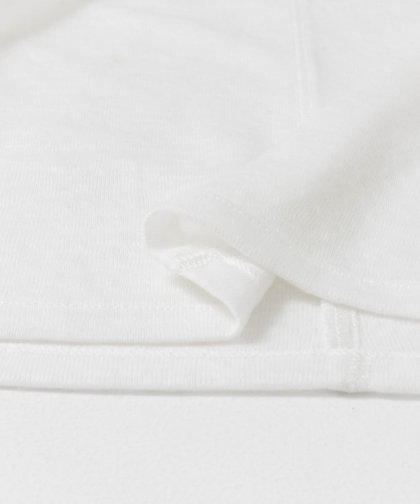 後背開口針織衫