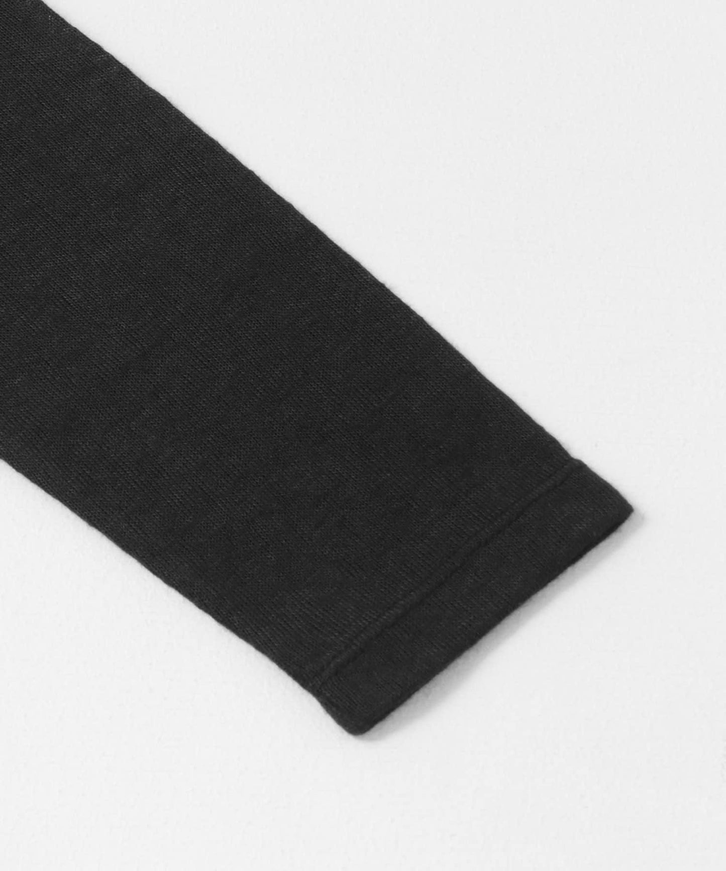 後背開口針織衫