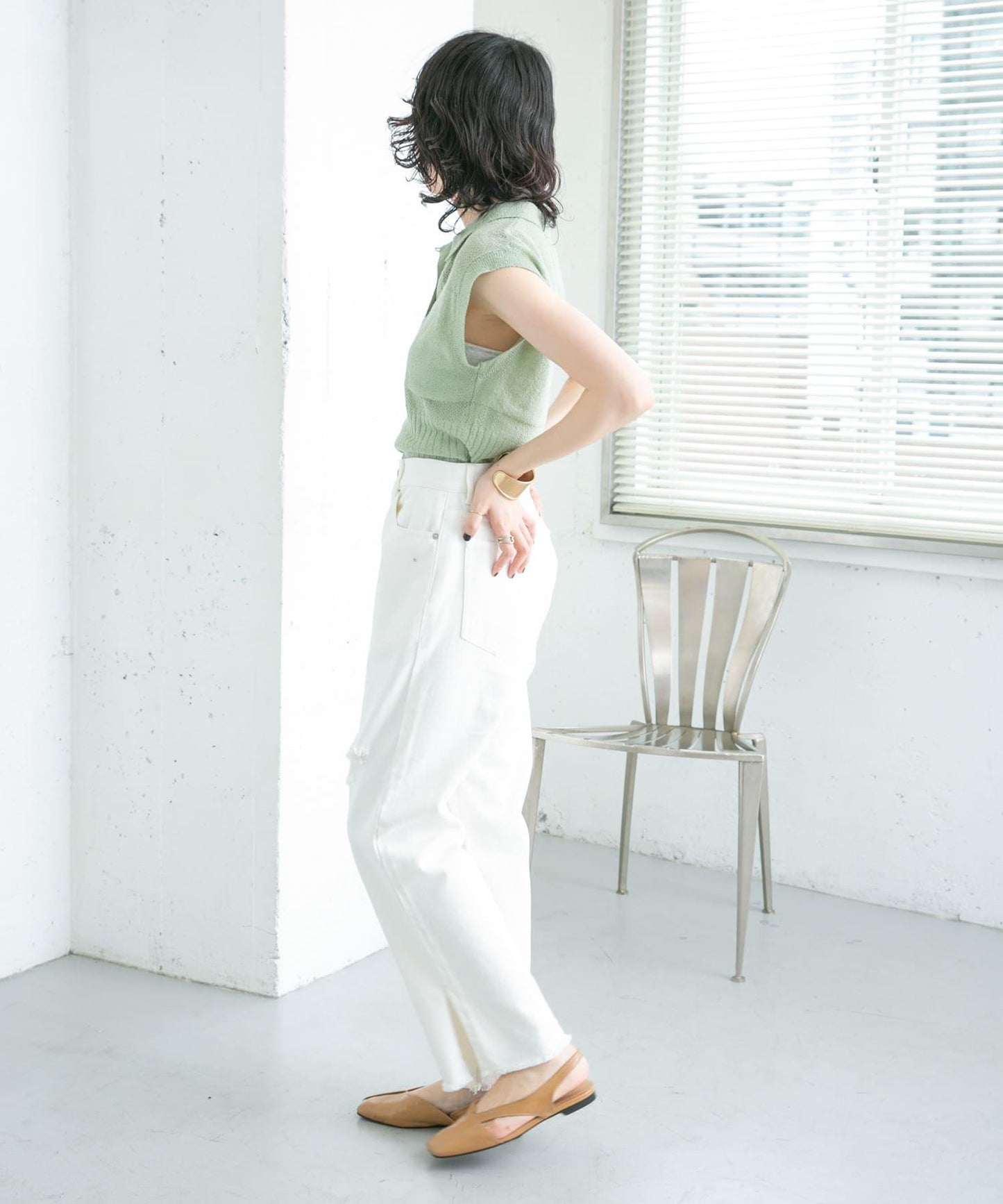 改良破洞開叉牛仔褲