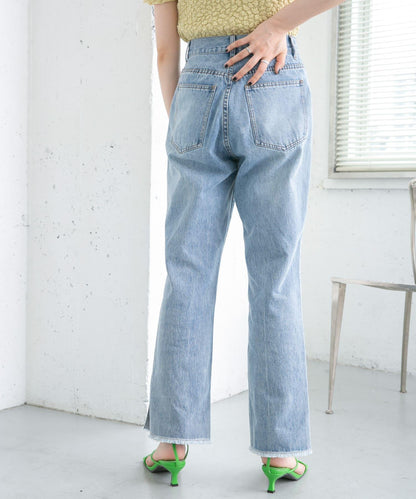 改良破洞開叉牛仔褲