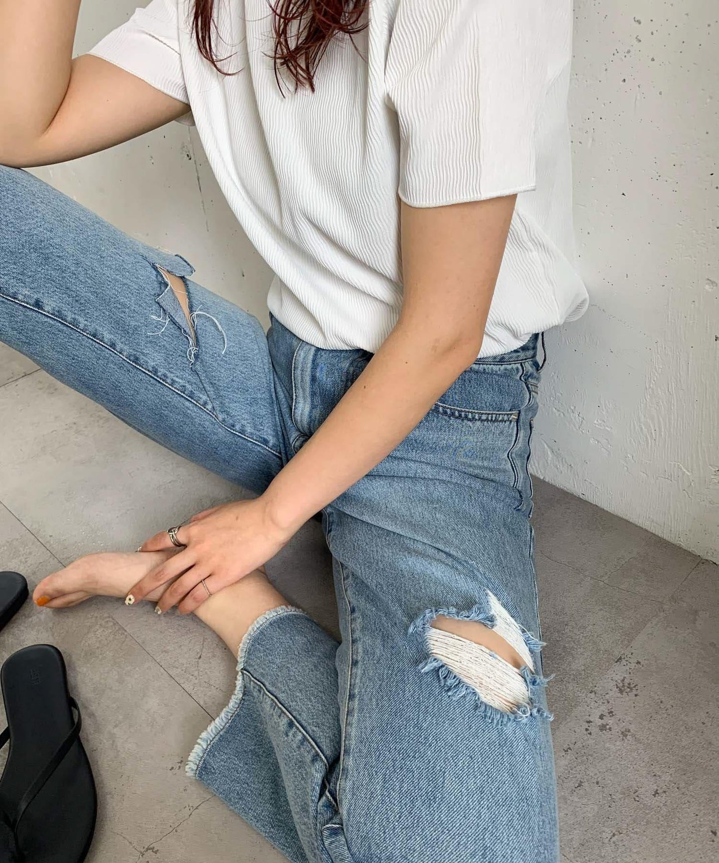 改良破洞開叉牛仔褲