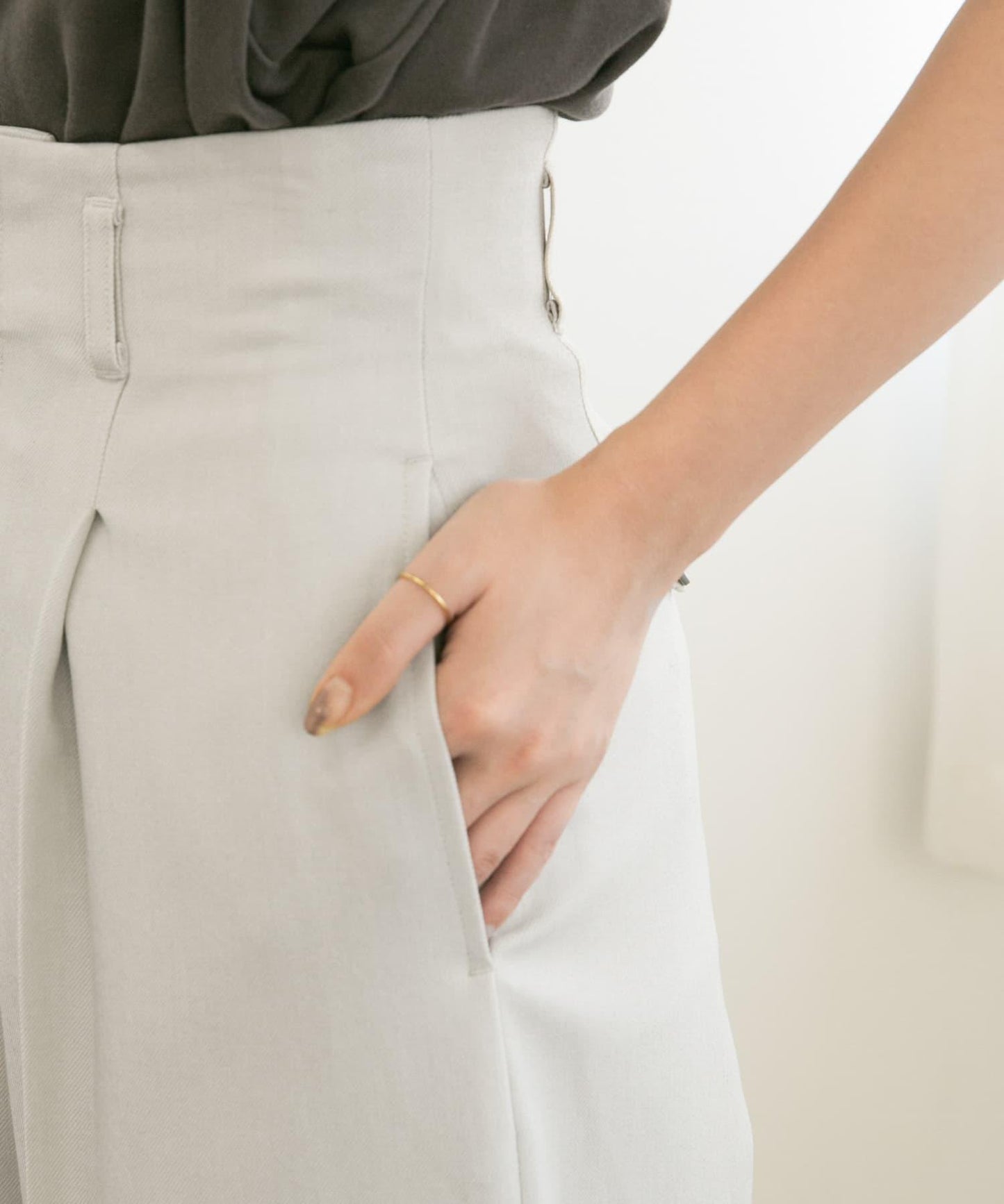 中線高腰寬腿褲