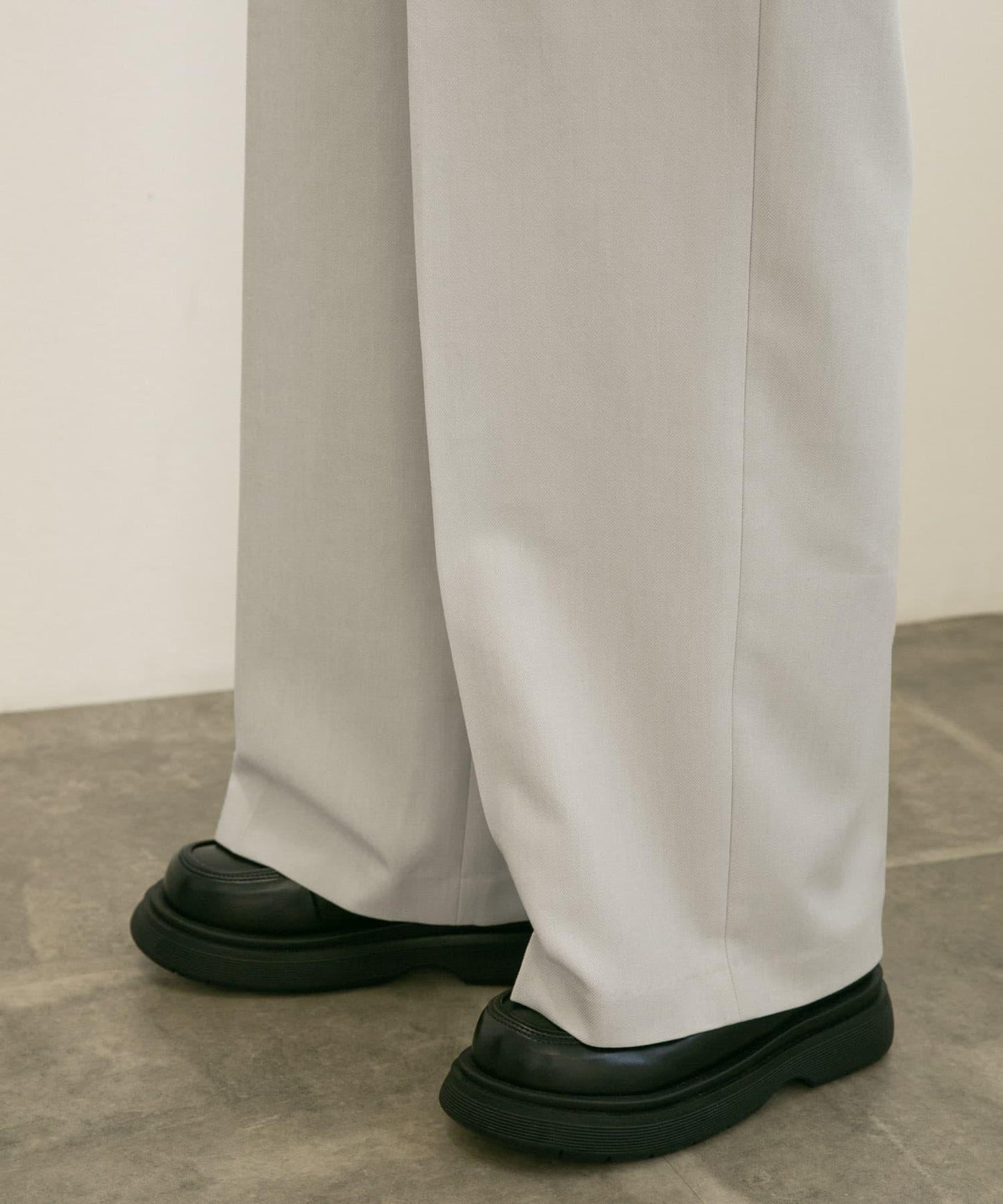 中線高腰寬腿褲