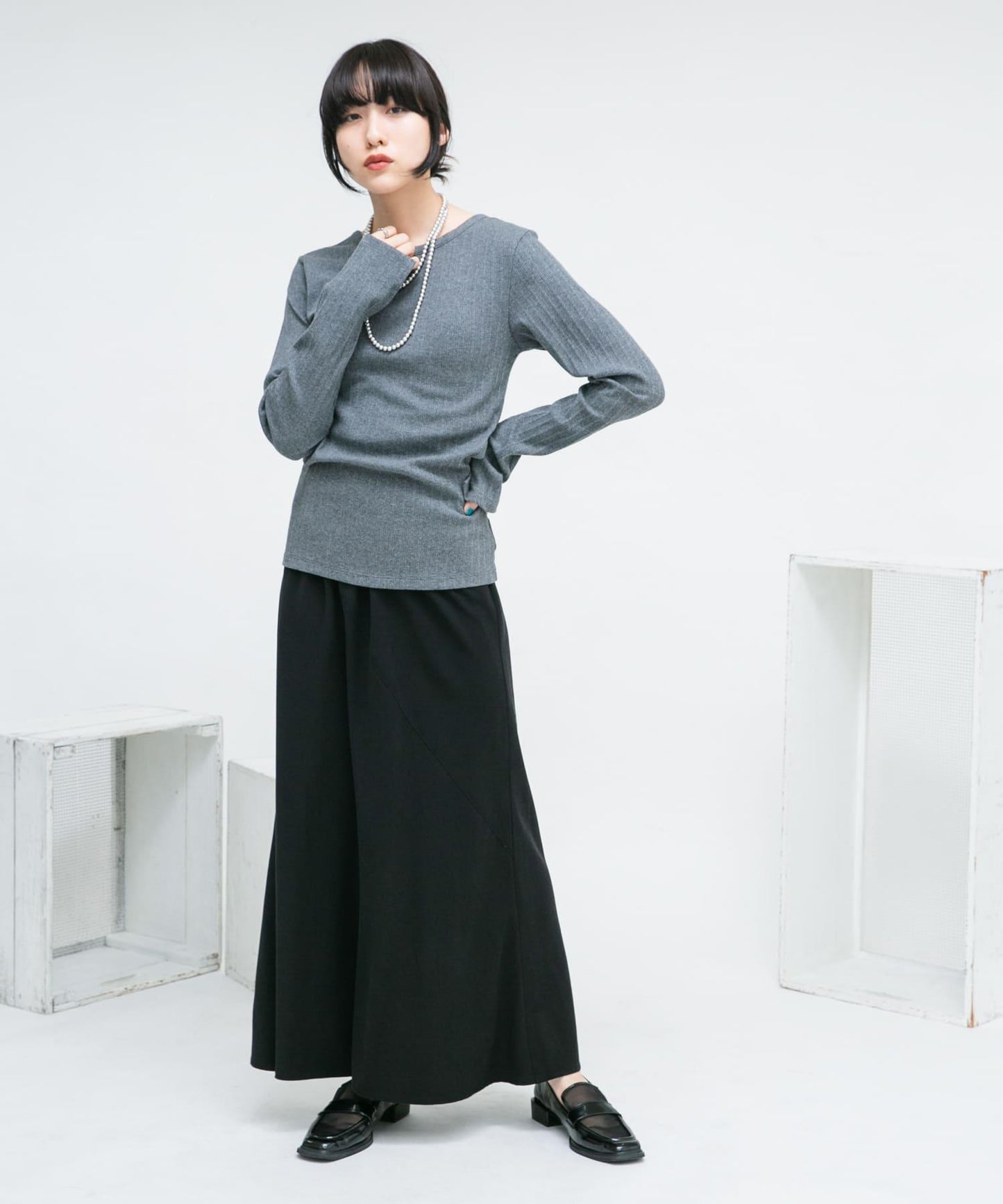 鏤空羅紋針織衫