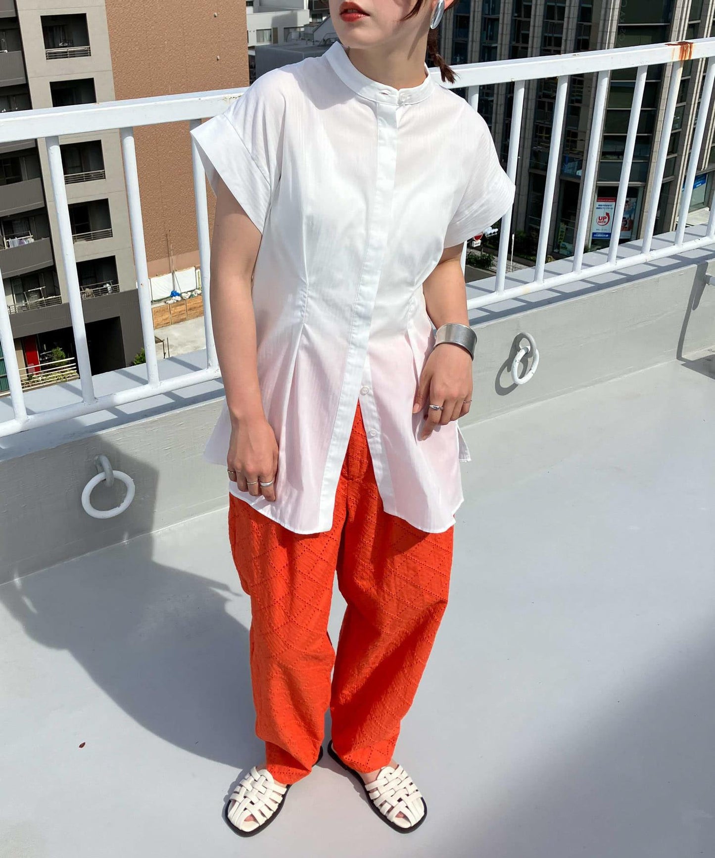 後層疊無袖襯衫