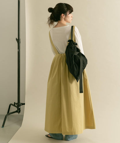 2尺碼可選深V領連衣裙