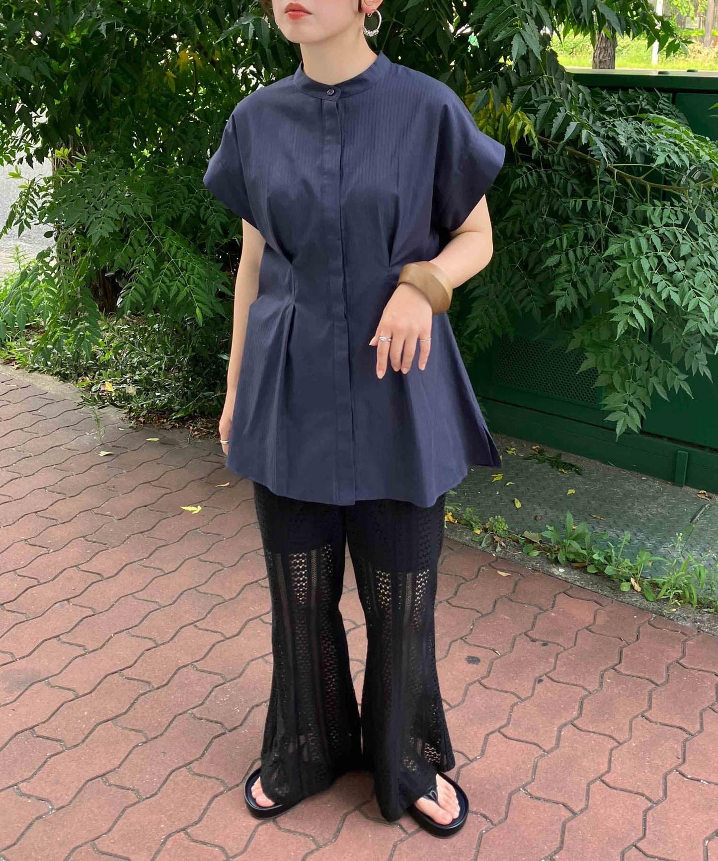 後層疊無袖襯衫