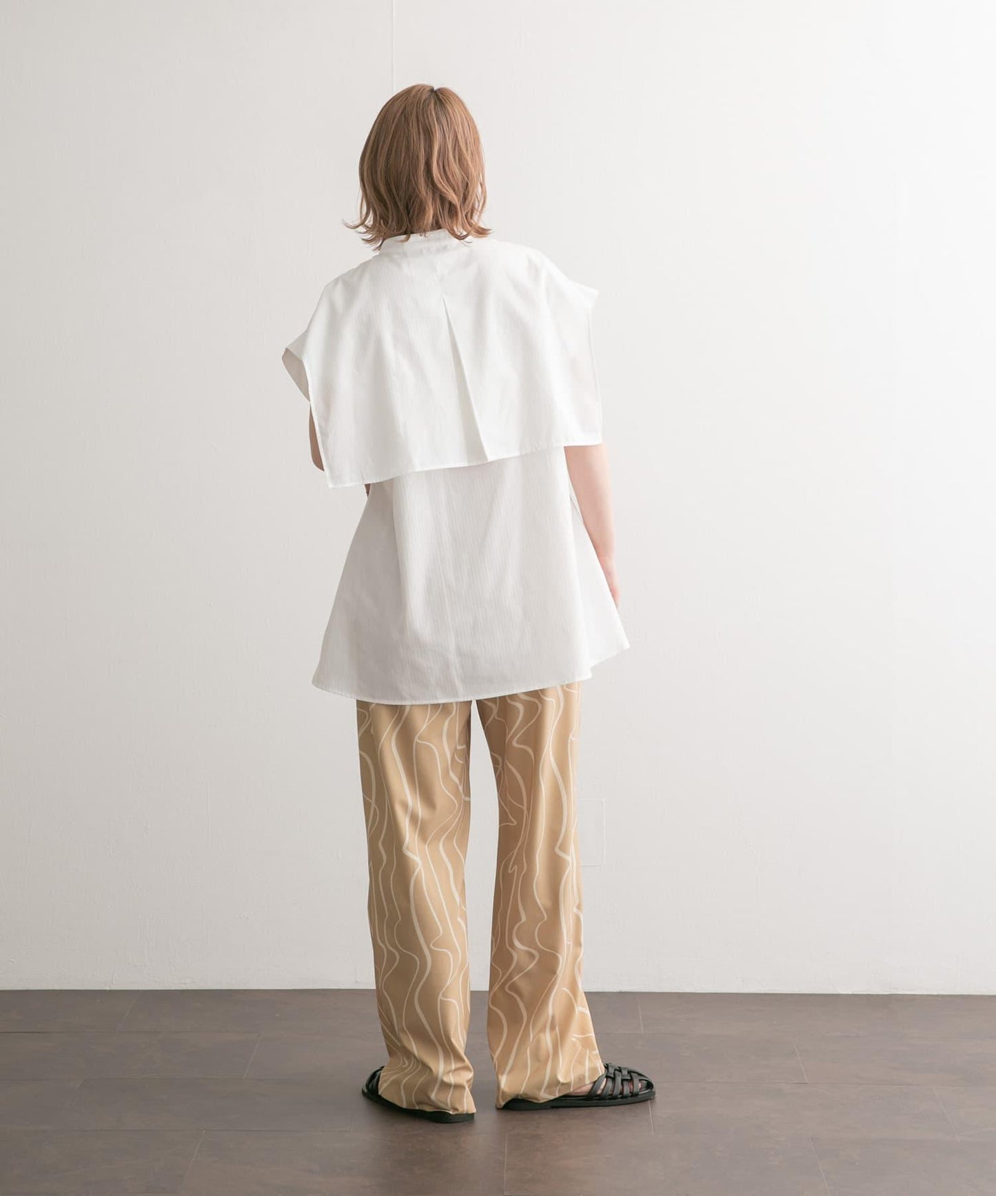 後層疊無袖襯衫