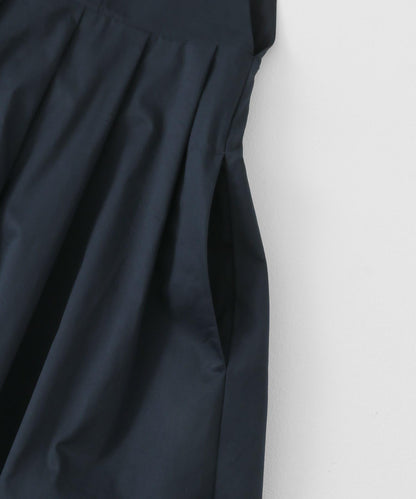 2尺碼可選深V領連衣裙