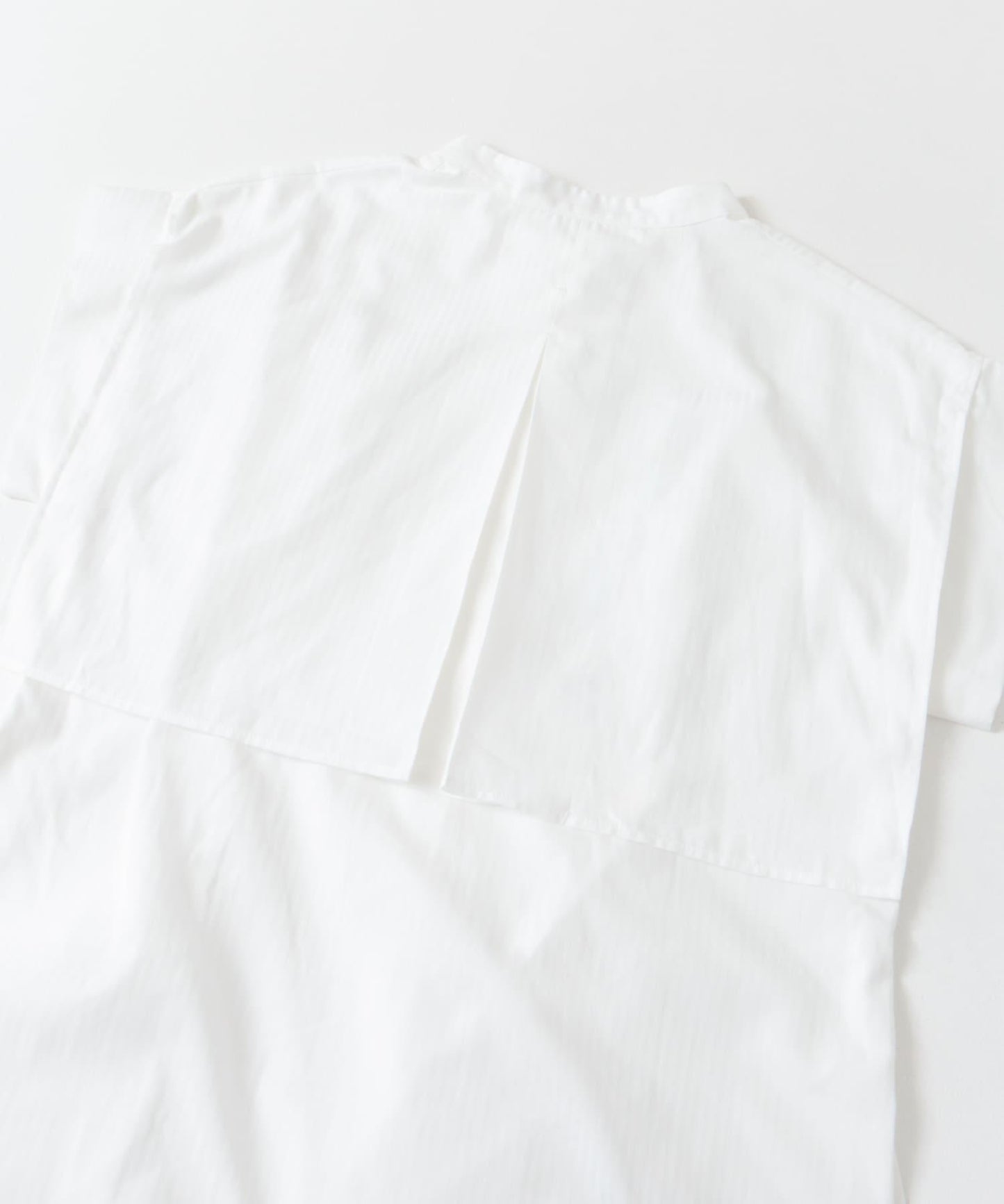 後層疊無袖襯衫