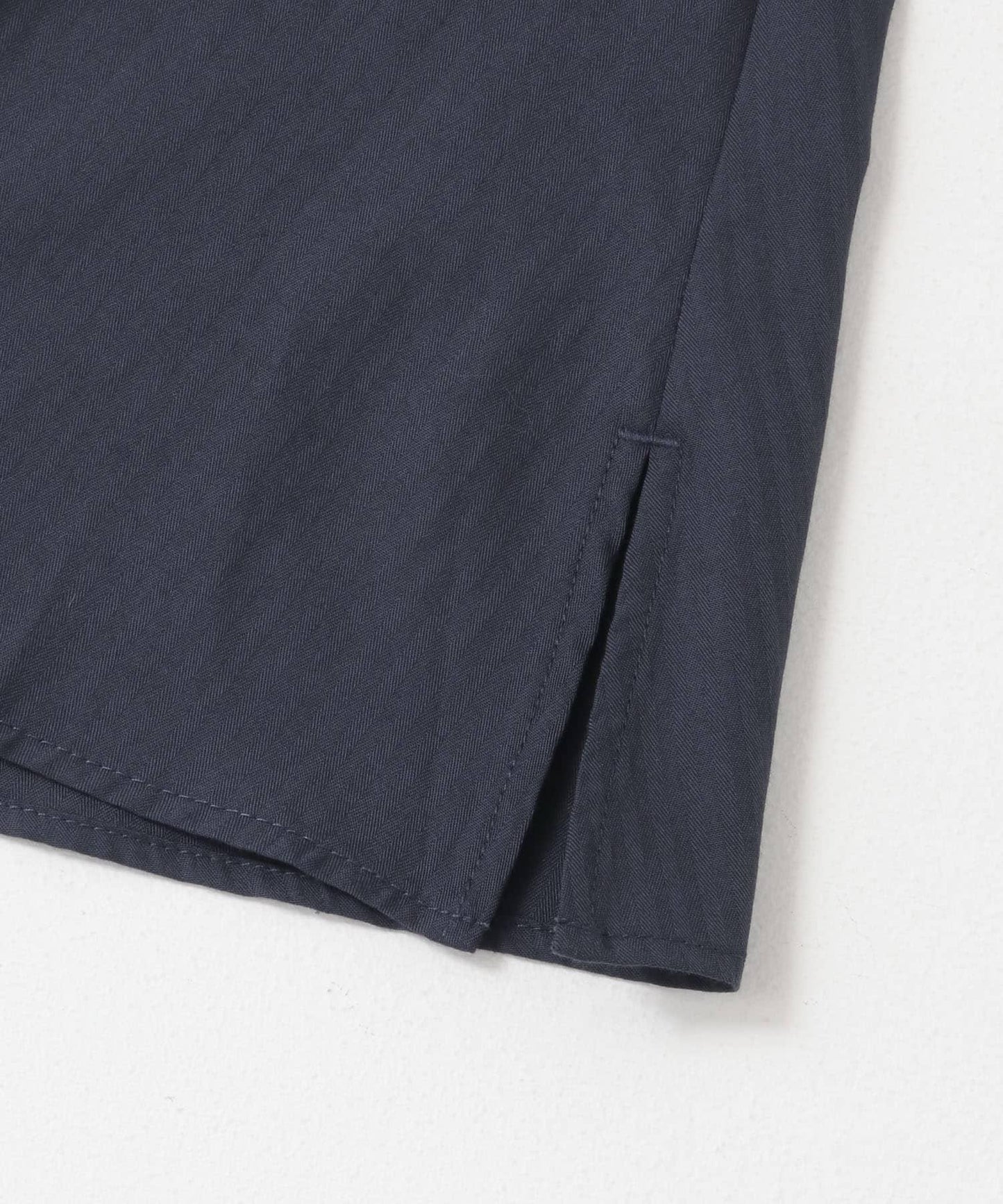 後層疊無袖襯衫