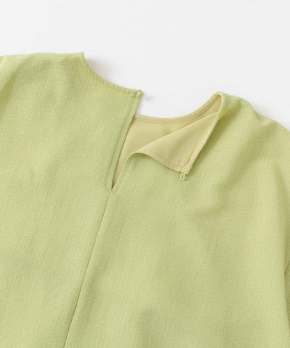 泡泡袖迷你連衣裙