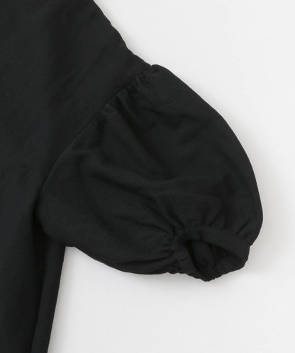 泡泡袖迷你連衣裙