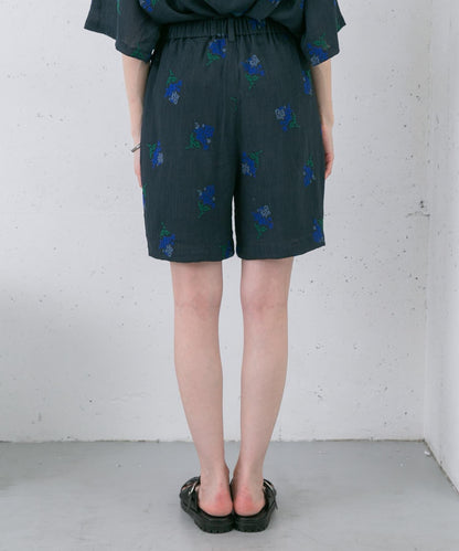 刺繡短褲