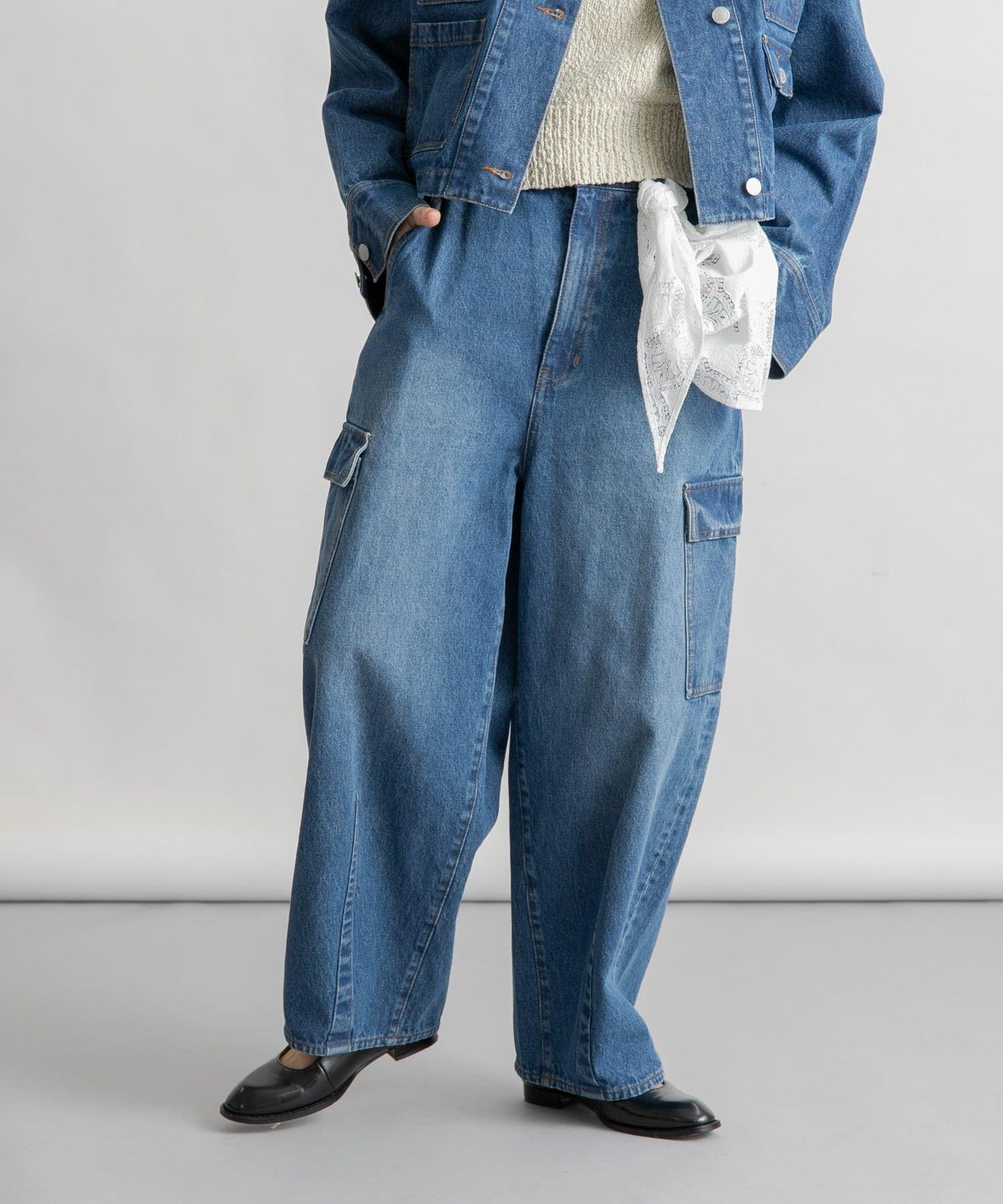 弧形工裝牛仔褲