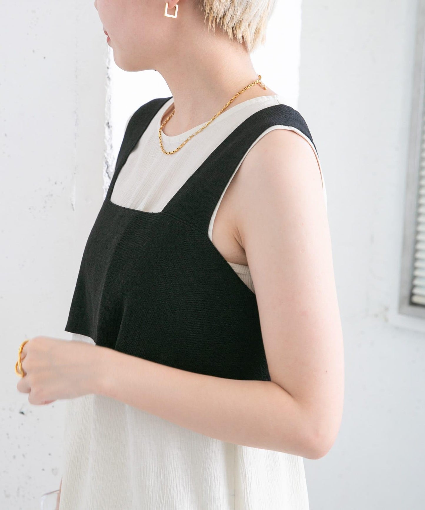 背部交叉針織吊帶背心