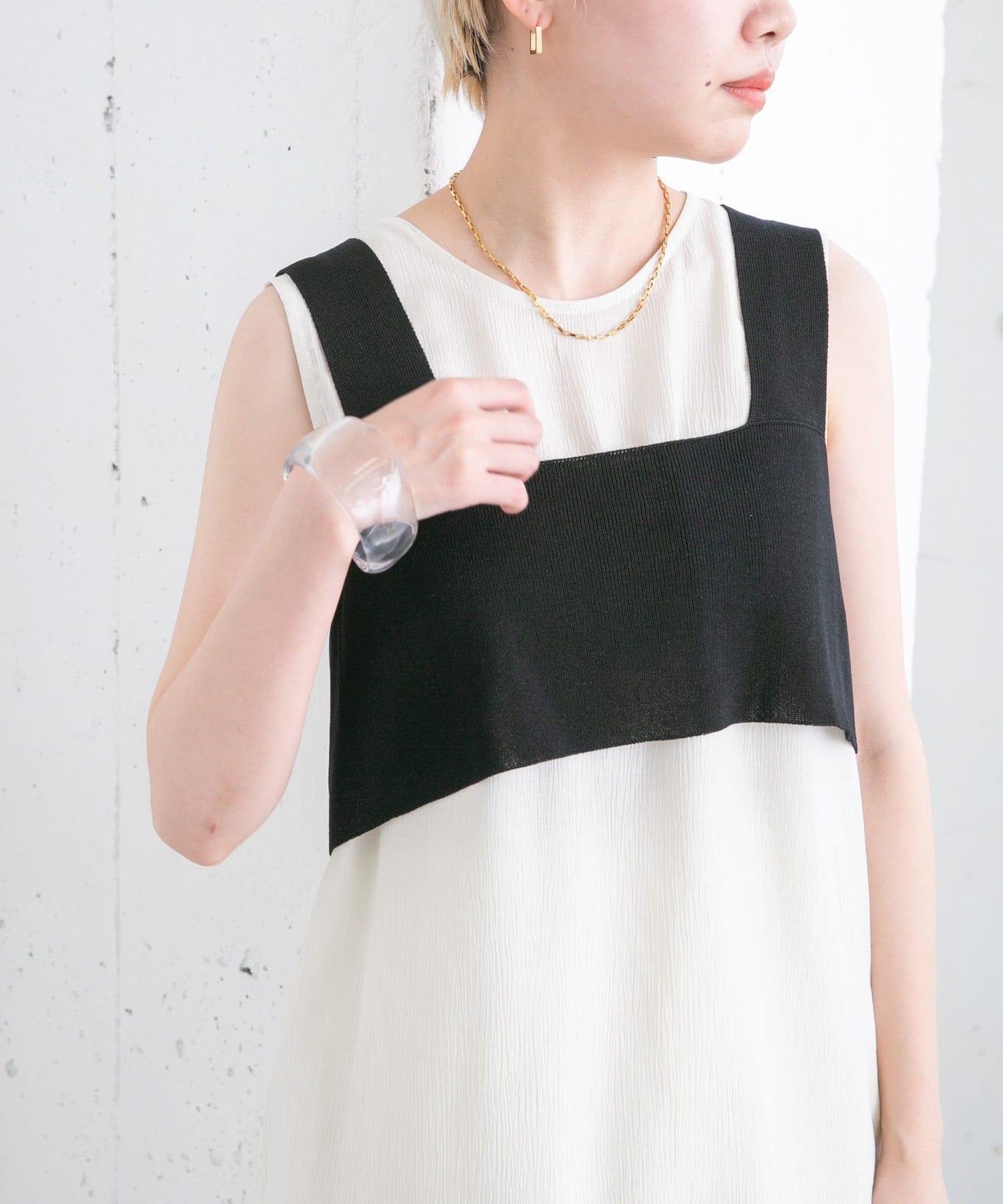 背部交叉針織吊帶背心