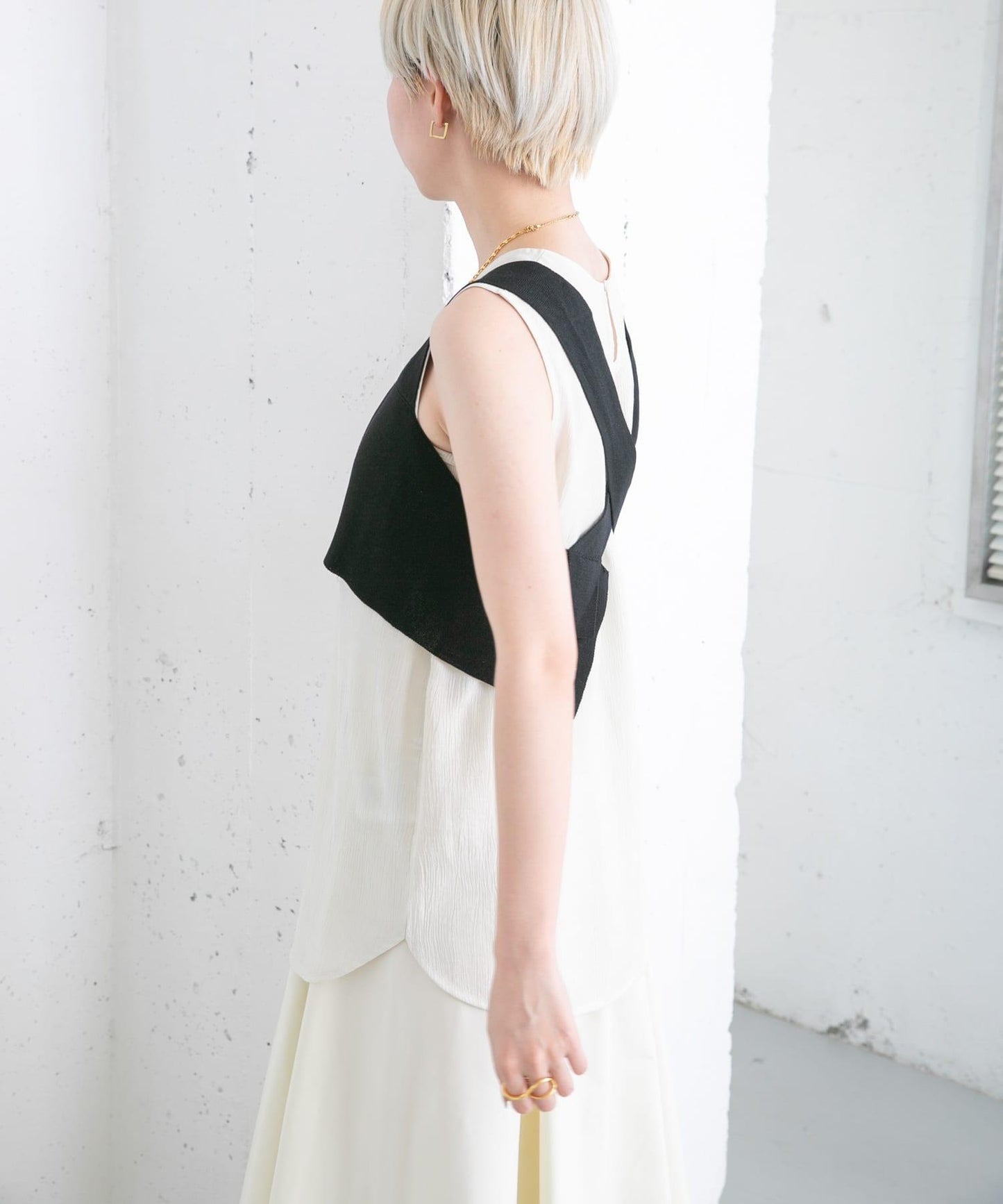 背部交叉針織吊帶背心