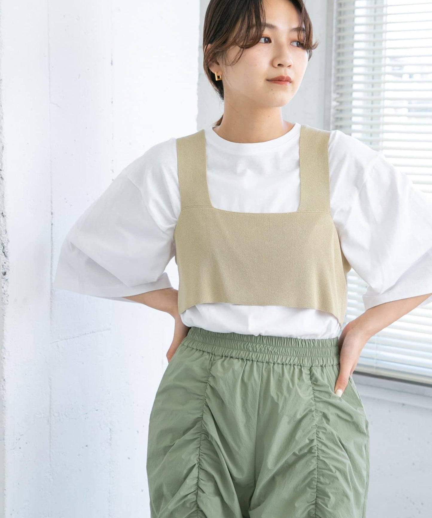 背部交叉針織吊帶背心