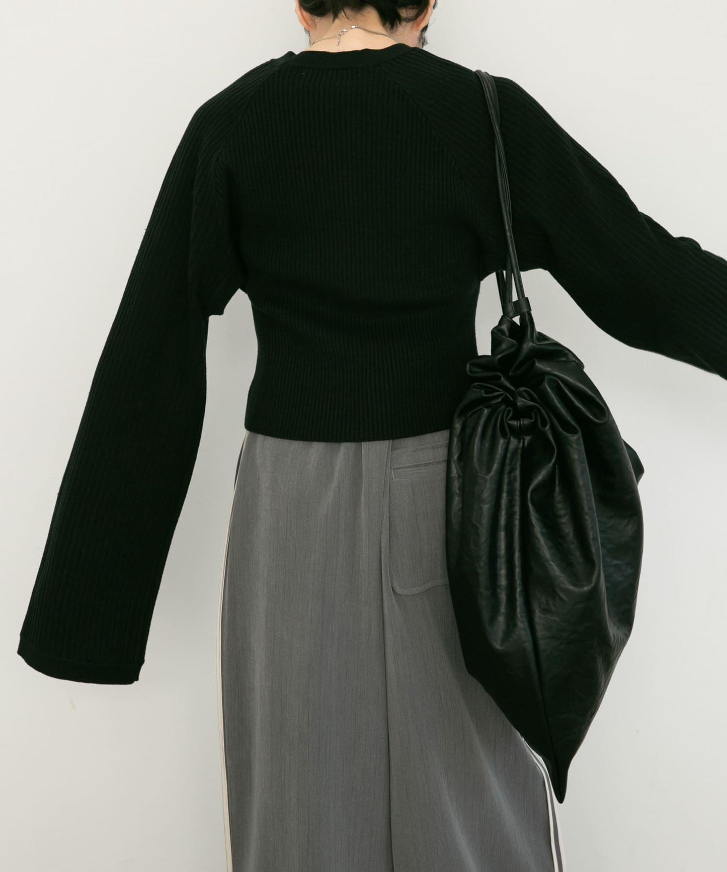 鏤空設計針織衫